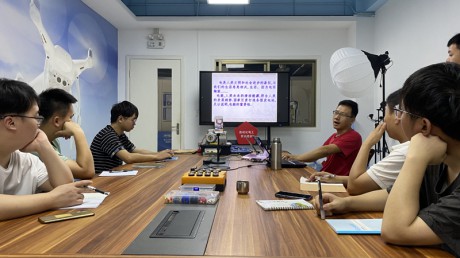 学院动态 ∣ 自动化电工7月班开课仪式